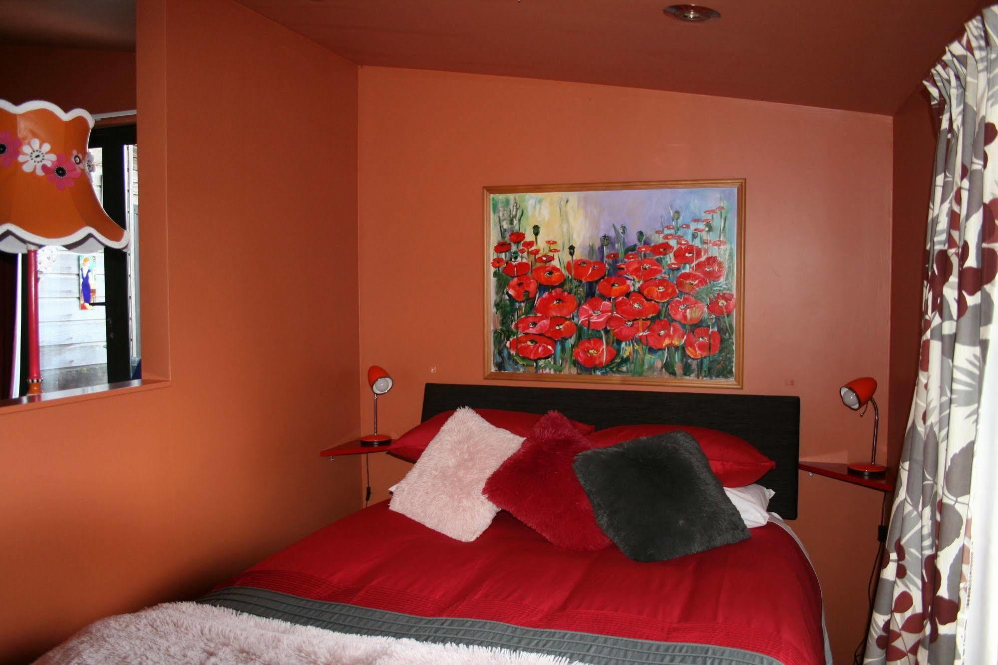 The Lighthouse Lookout Bed & Breakfast Tutukaka Bagian luar foto